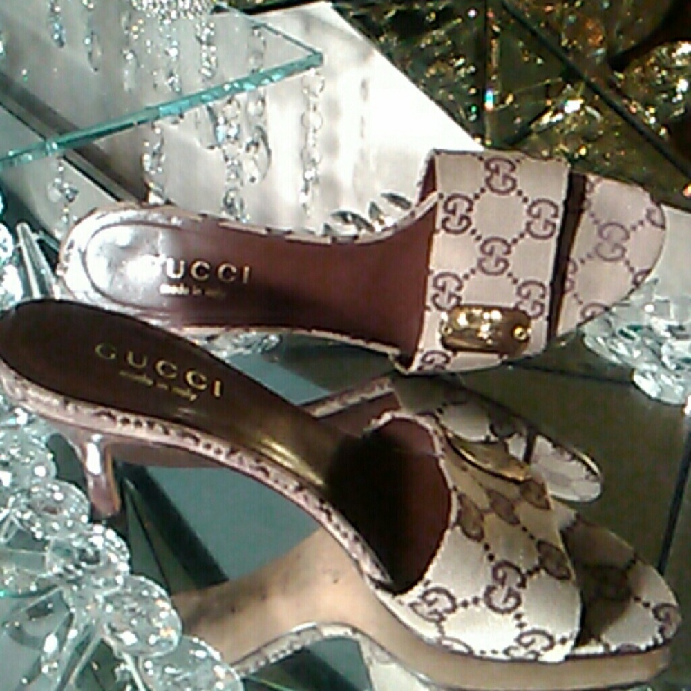 Gucci Slides - Picture 5 of 7